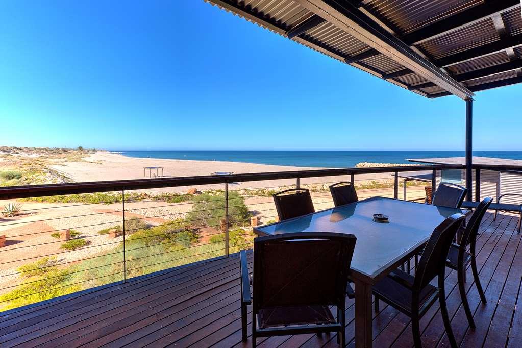 Mantarays Ningaloo Beach Resort Exmouth Room photo