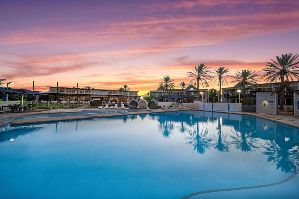 Mantarays Ningaloo Beach Resort Exmouth Exterior photo